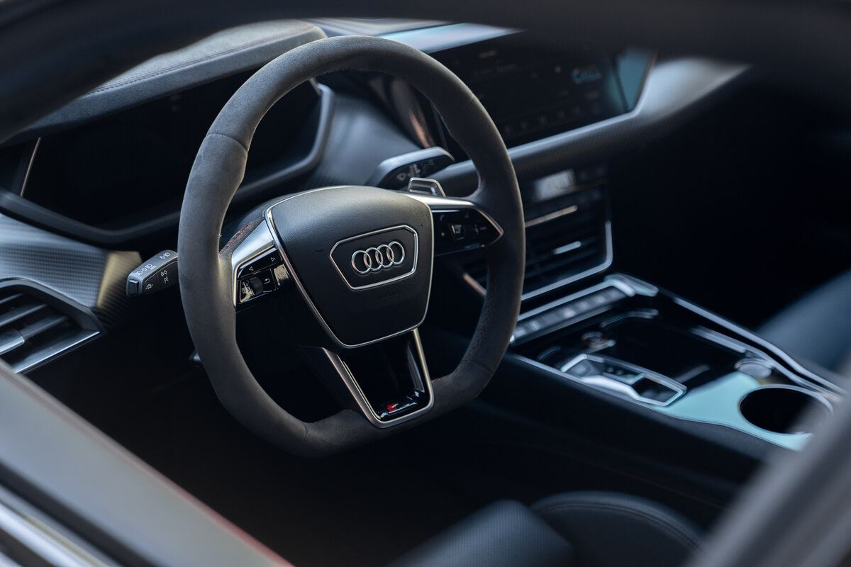 Audi e-tron lease - photo 5
