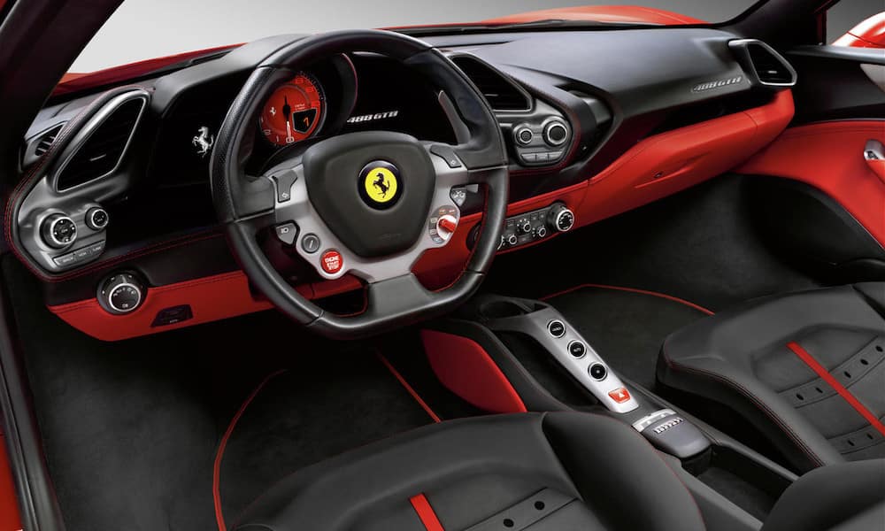 Ferrari 488 SPIDER interior