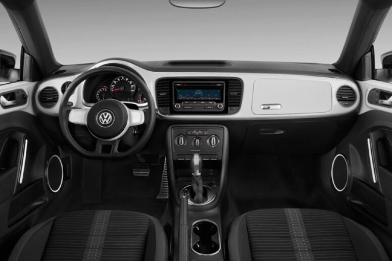 volkswagen beetle front seats and steering wheel