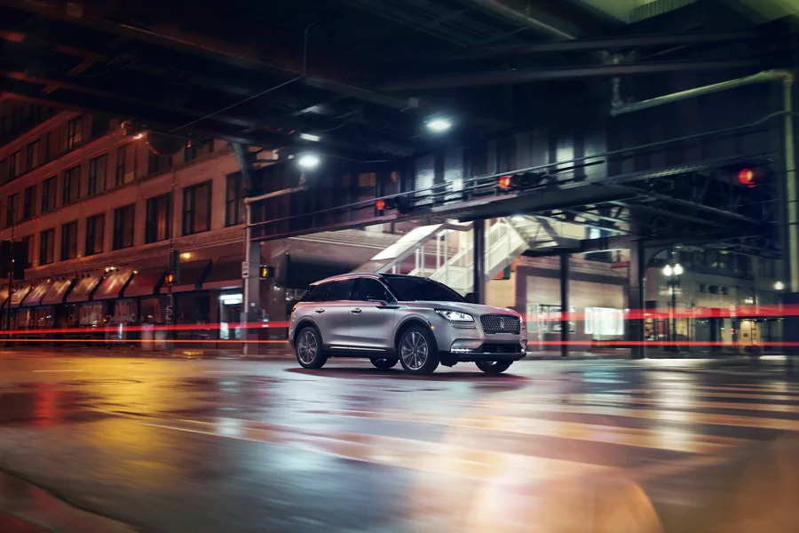 2021 Lincoln MKC driving in the city