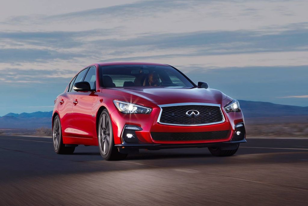 red infiniti q50 with flashing lights on