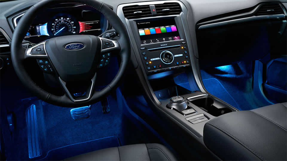 steering wheel and infotainment system of ford fusion