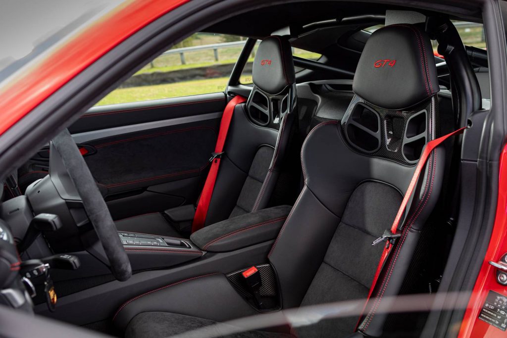 718 cayman sport seats black and red