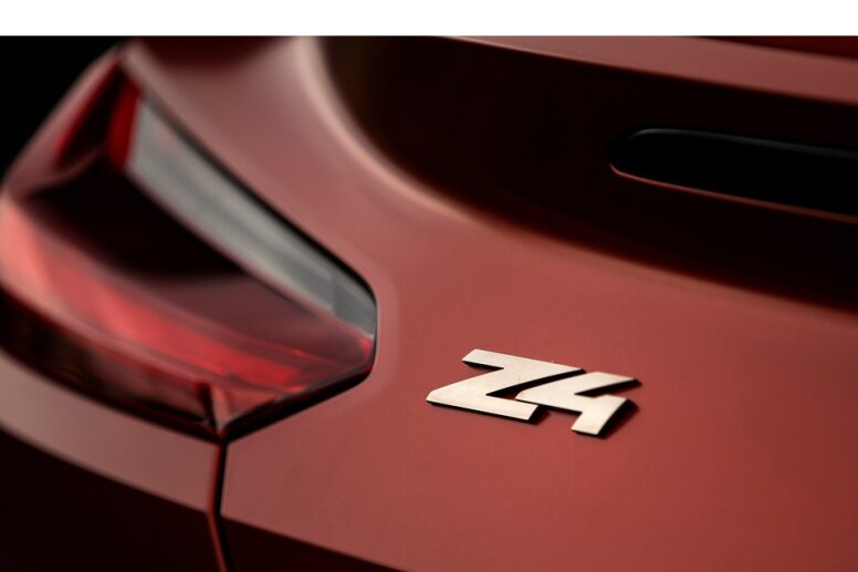 2022 bmw z4 red model