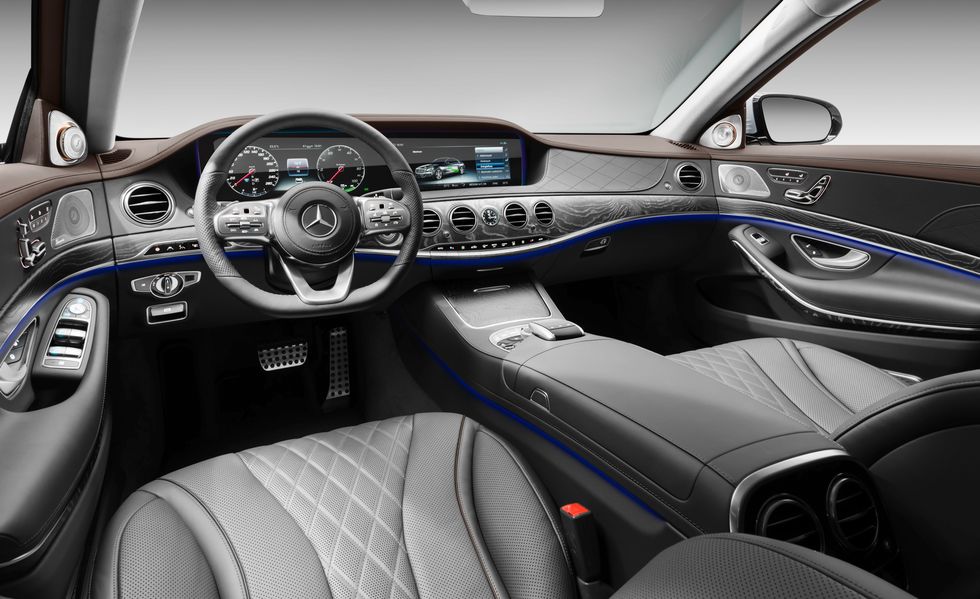 interior white leather Mercedes S560e EQ 