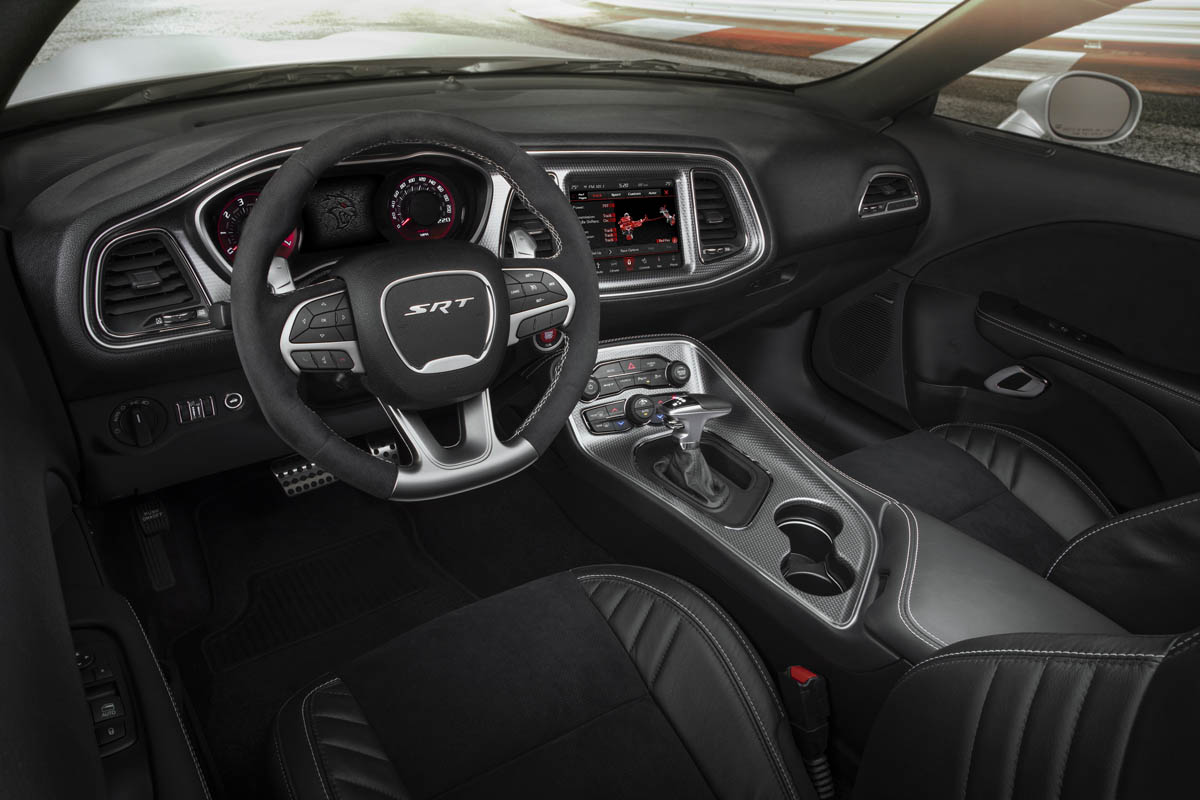 Dodge Challenger SRT Hellcat Redeye Widebody black cabin with steering wheel