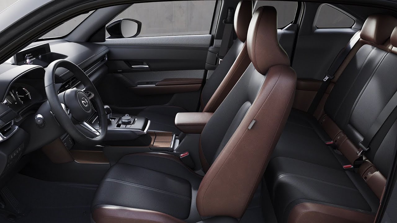 Mazda MX-30 cabin view steering wheel