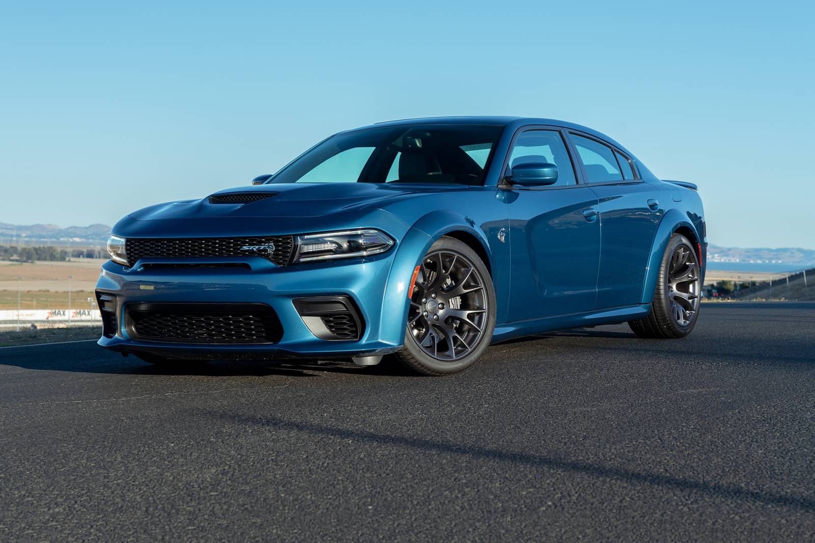Dodge Charger SRT Hellcat Widebody FRONT ANGULAR VIEW