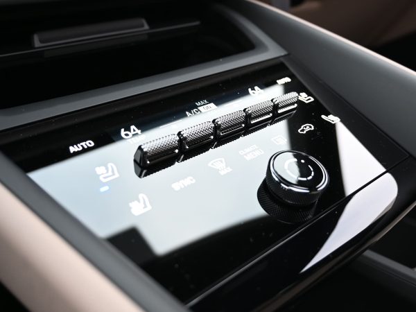 2025 Porsche Macan EV Lease Offers