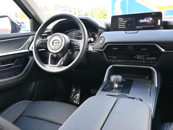 Luxurious cabin of 2025 Mazda CX-90