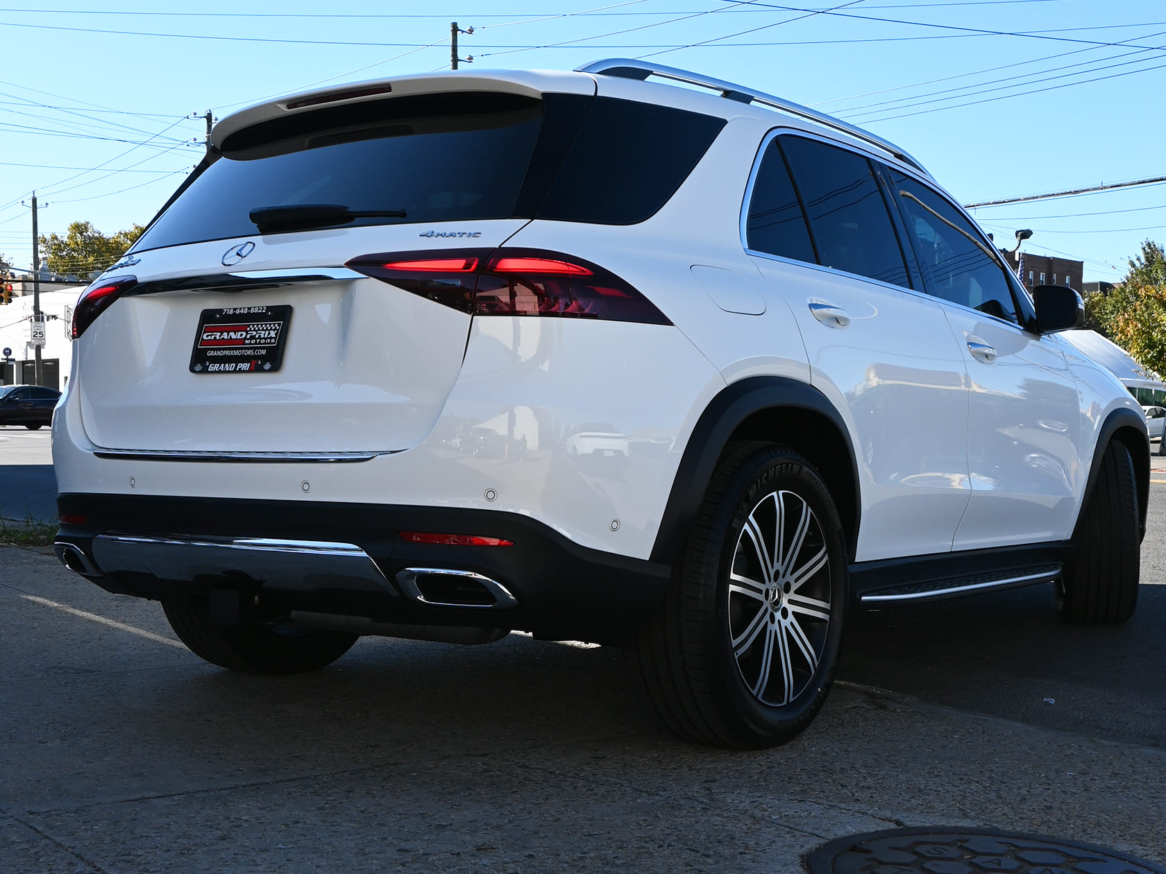 Top Luxury SUV Lease Deals Available This Year