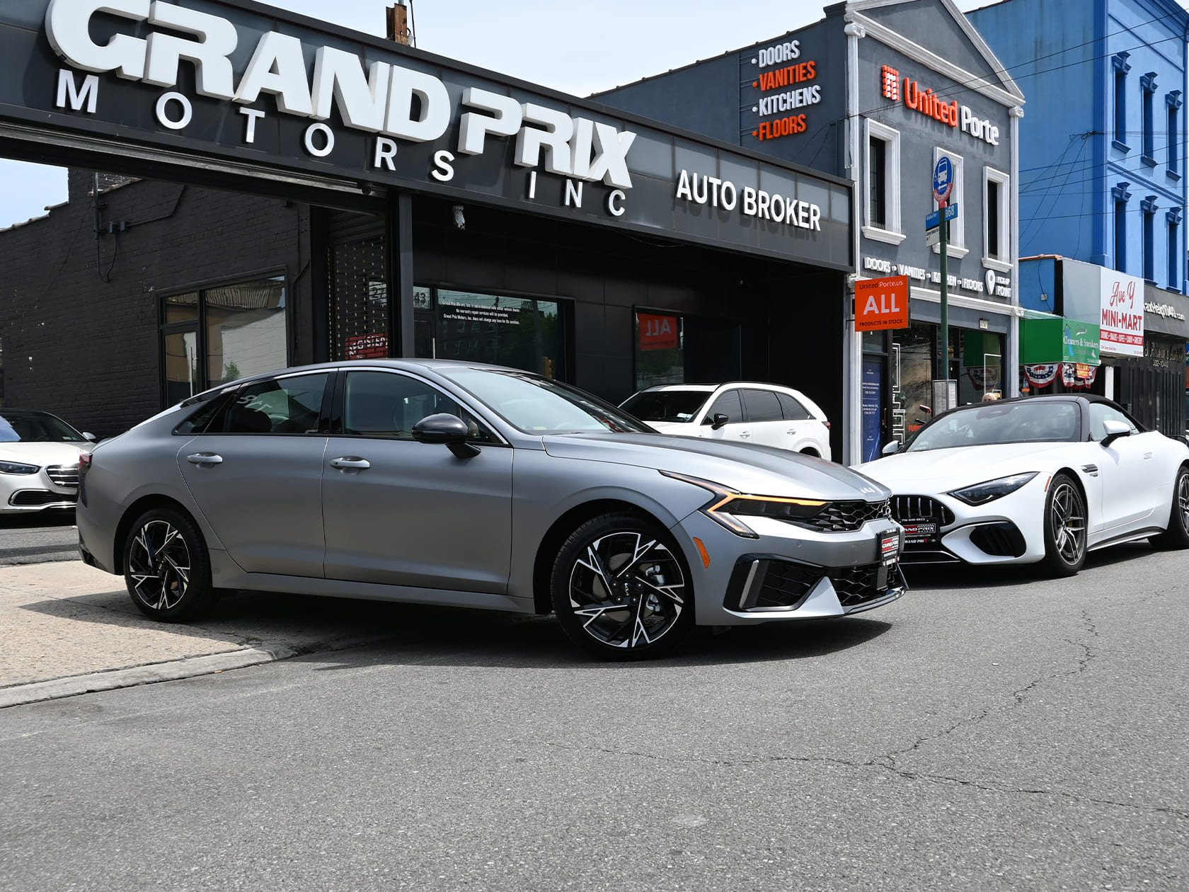 Why Leasing a New Car in NYC Makes More Sense Than Buying in 2026